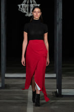 Load image into Gallery viewer, CINDY MFABE MAPULANE SHORT SLEEVE TOP BLACK